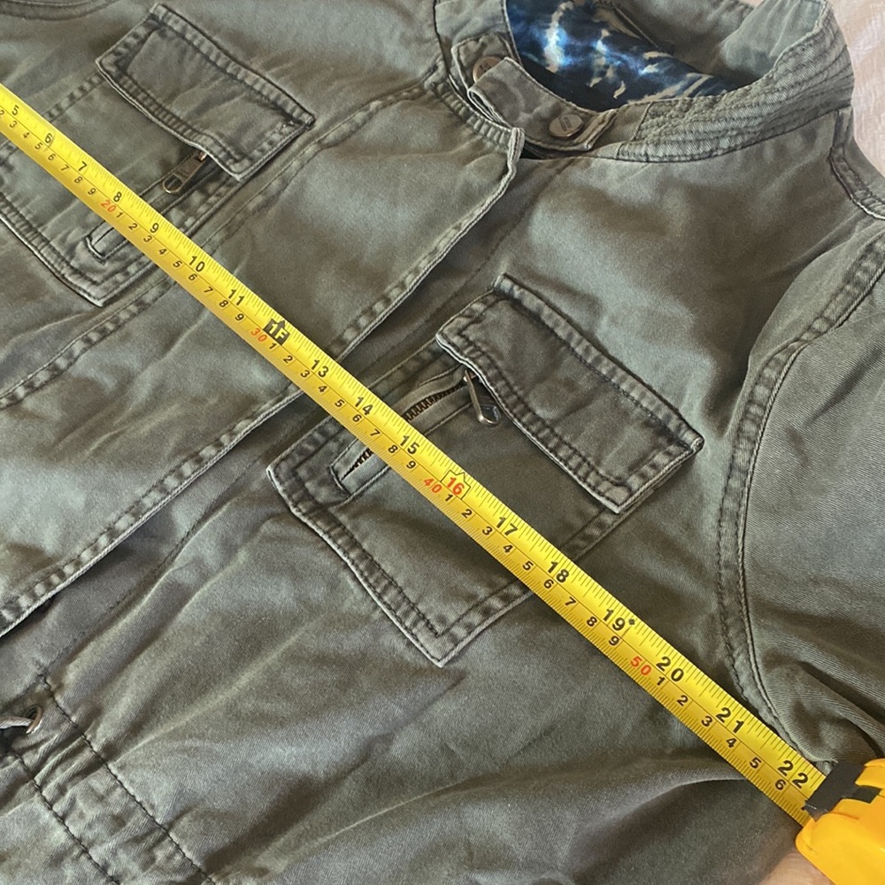 Steve Madden utility jacket army green EUC snap closure, waist cinch.  Large - Picture 7 of 8